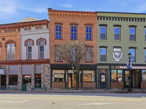 Photo for 825 Canton St