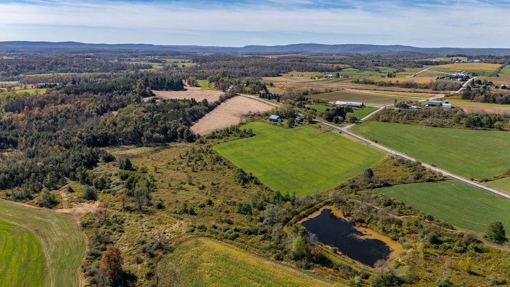 Wellsboro, Pennsylvania 16901, United States, 3 Bedrooms Bedrooms, ,2 BathroomsBathrooms,Residential,Active,252390