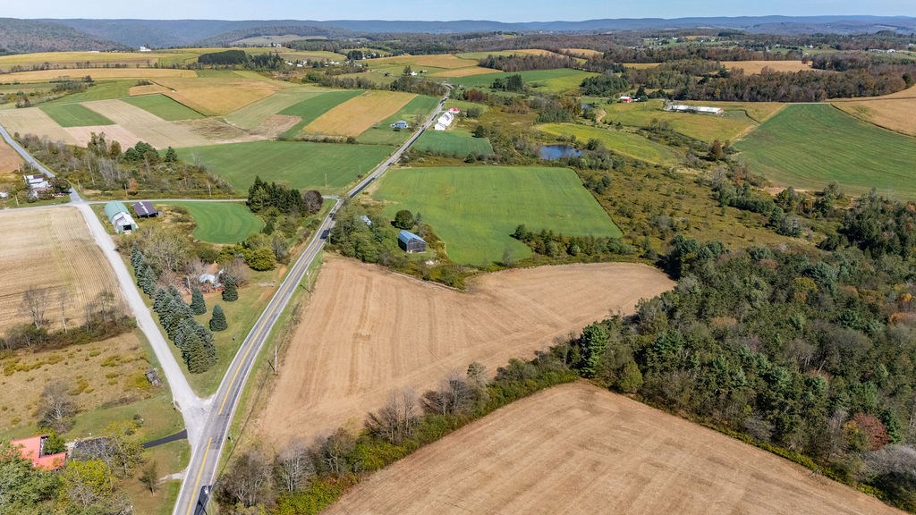 Wellsboro, Pennsylvania 16901, United States, 3 Bedrooms Bedrooms, ,2 BathroomsBathrooms,Residential,Active,252390