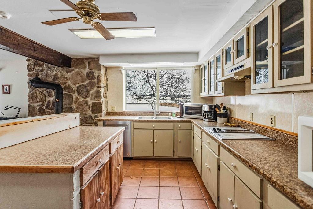 Wellsboro, Pennsylvania 16901, United States, 3 Bedrooms Bedrooms, ,2 BathroomsBathrooms,Residential,Active,252390