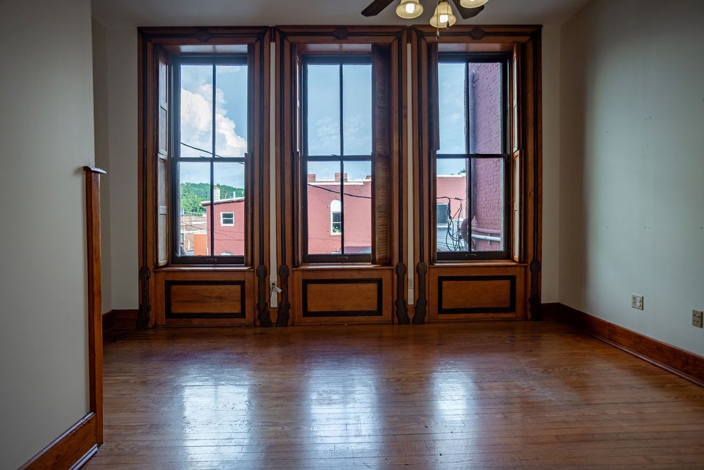 Wellsboro, Pennsylvania 16901, United States, ,2 BathroomsBathrooms,Commercial,Active,172409