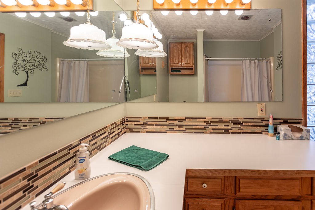 Westfield, Pennsylvania 16950, United States, 3 Bedrooms Bedrooms, ,3 BathroomsBathrooms,Residential,Active,97602