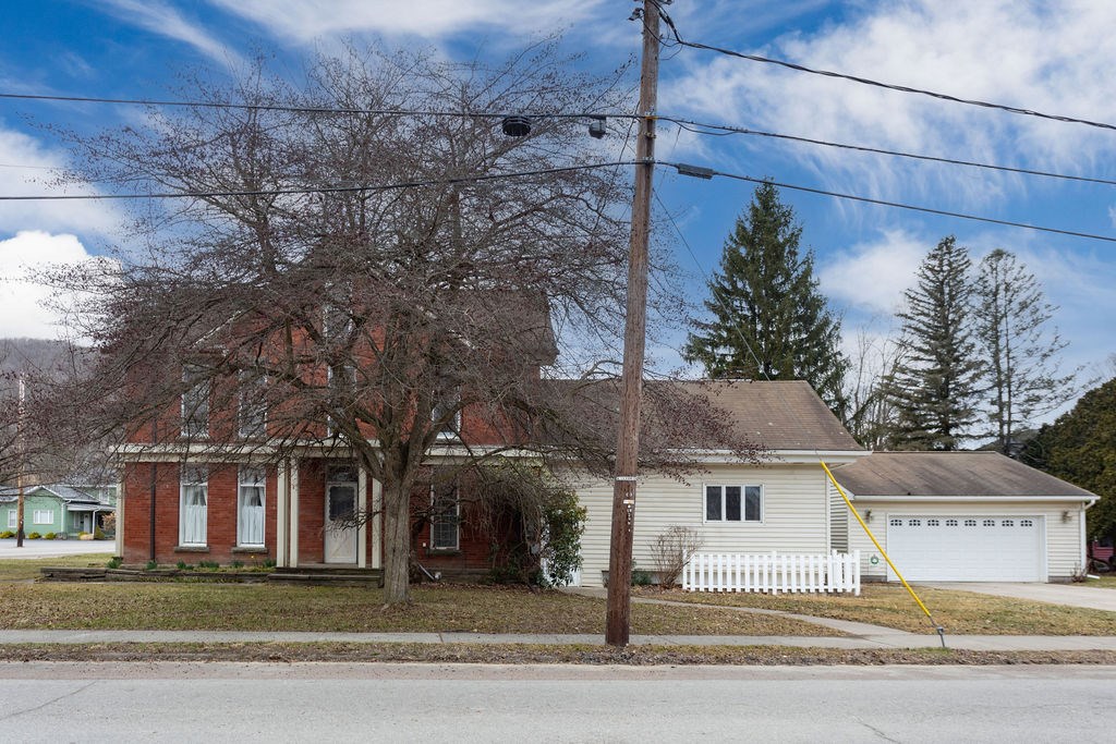 Westfield, Pennsylvania 16950, United States, 3 Bedrooms Bedrooms, ,3 BathroomsBathrooms,Residential,Active,97602