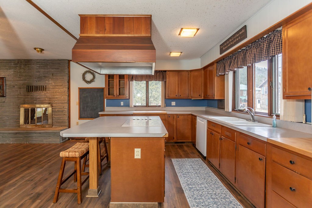 Westfield, Pennsylvania 16950, United States, 3 Bedrooms Bedrooms, ,3 BathroomsBathrooms,Residential,Active,97602