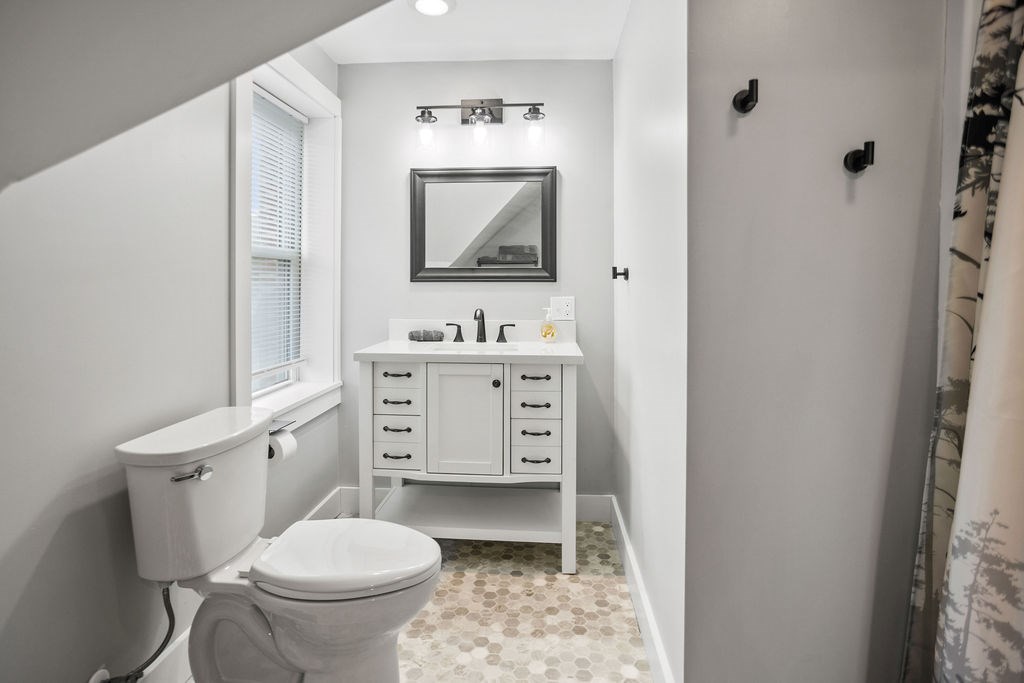 Westfield, Pennsylvania 16950, United States, 2 Bedrooms Bedrooms, ,3 BathroomsBathrooms,Residential,Active,205807