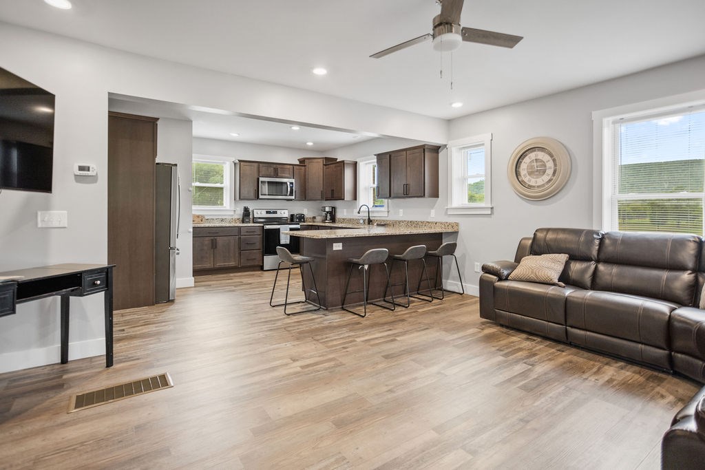 Westfield, Pennsylvania 16950, United States, 2 Bedrooms Bedrooms, ,3 BathroomsBathrooms,Residential,Active,205807