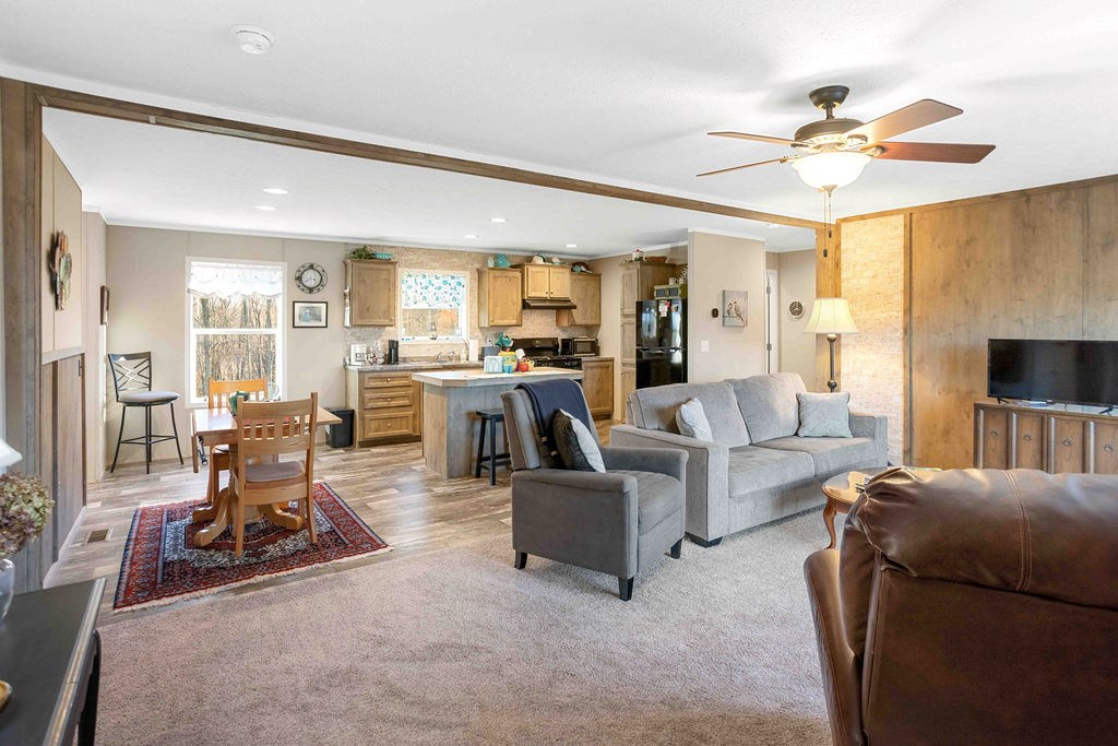 Middlebury Center, Pennsylvania 16935, United States, 3 Bedrooms Bedrooms, ,2 BathroomsBathrooms,Residential,Active,250050