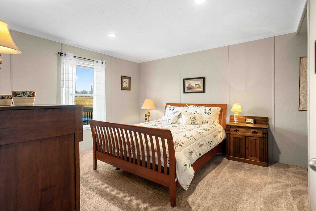 Middlebury Center, Pennsylvania 16935, United States, 3 Bedrooms Bedrooms, ,2 BathroomsBathrooms,Residential,Active,250050