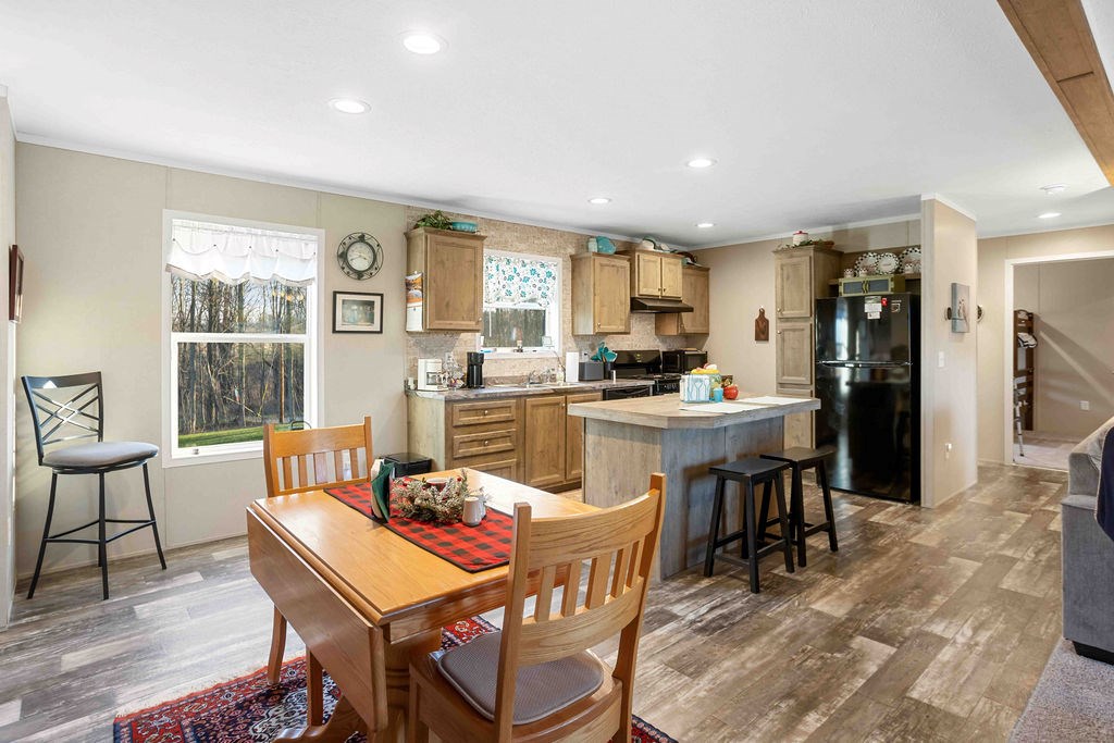 Middlebury Center, Pennsylvania 16935, United States, 3 Bedrooms Bedrooms, ,2 BathroomsBathrooms,Residential,Active,250050