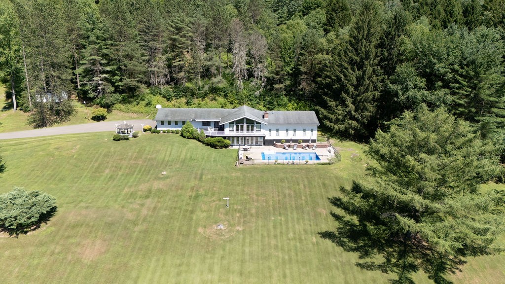 Galeton, Pennsylvania 16922, United States, 4 Bedrooms Bedrooms, ,3 BathroomsBathrooms,Residential,Active,175422