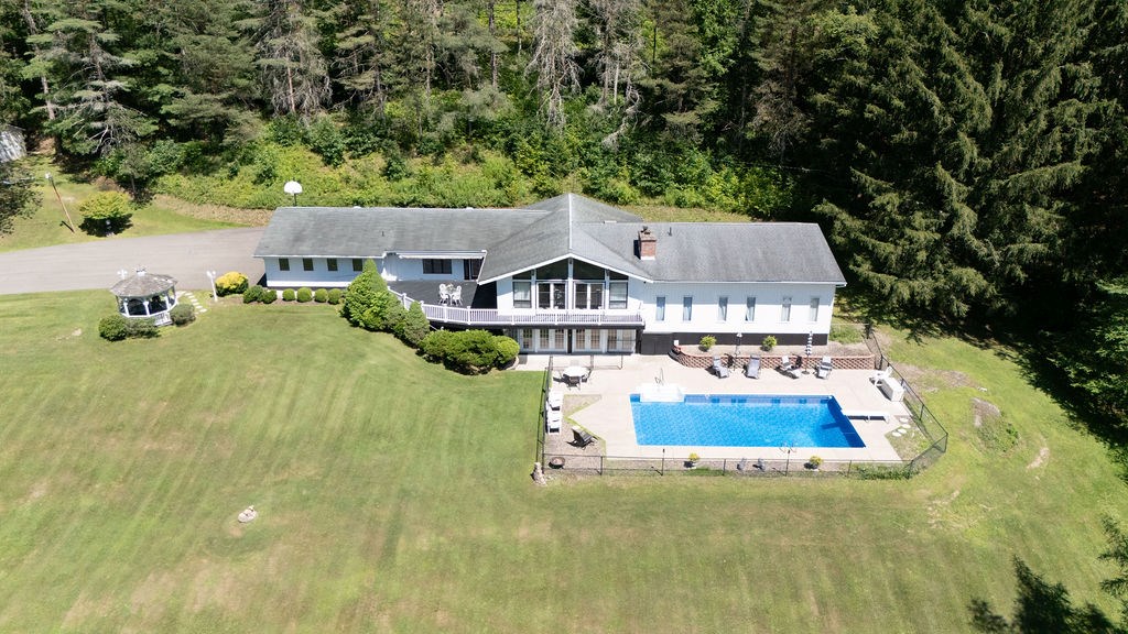 Galeton, Pennsylvania 16922, United States, 4 Bedrooms Bedrooms, ,3 BathroomsBathrooms,Residential,Active,175422