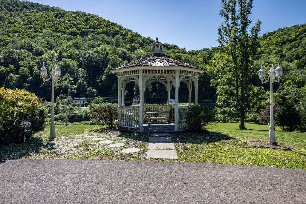 Galeton, Pennsylvania 16922, United States, 4 Bedrooms Bedrooms, ,3 BathroomsBathrooms,Residential,Active,175422