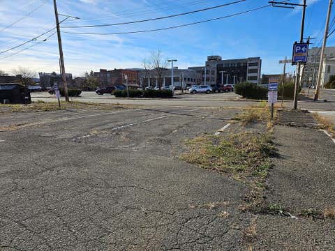 Photo for 450 E Market St