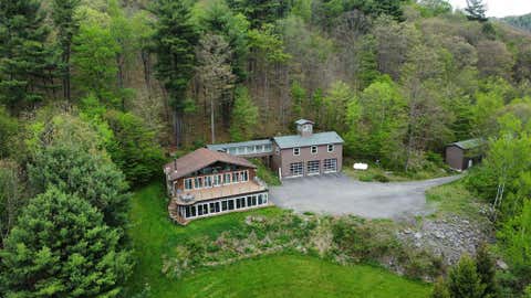 Photo for 303 North Hollow Rd