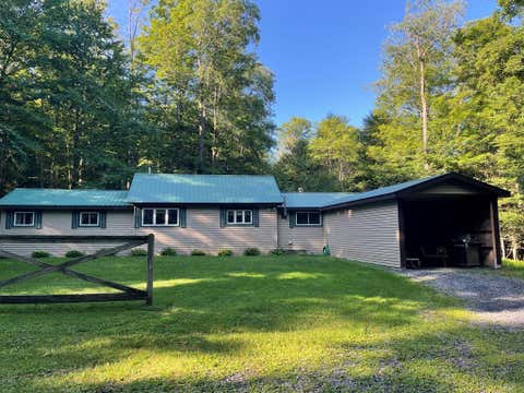 Photo for 1698 Summit Road