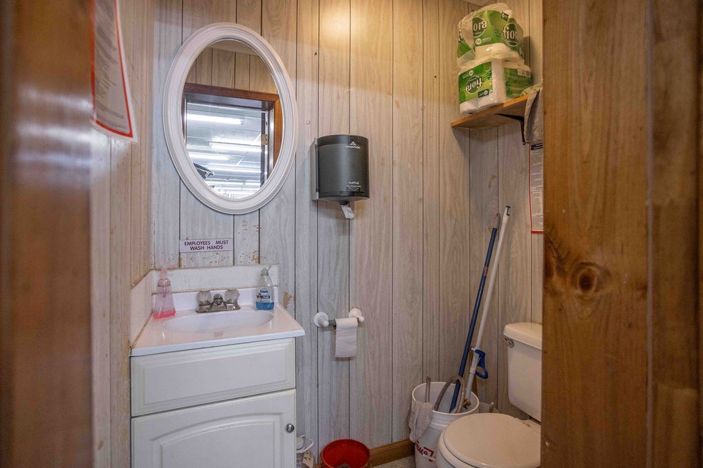 Ulysses, Pennsylvania 16948, United States, ,1 BathroomBathrooms,Commercial,Active,240145