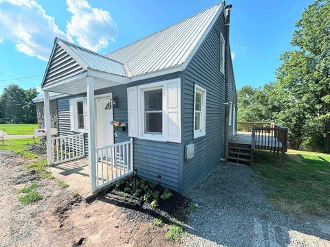 Photo for 339 E Main St
