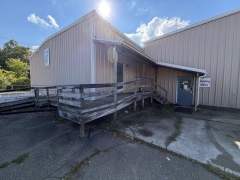 Photo for 77 W Hill Road