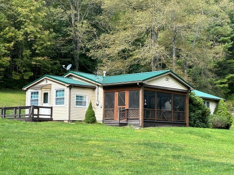 Photo for 528 Whitney Creek Rd.