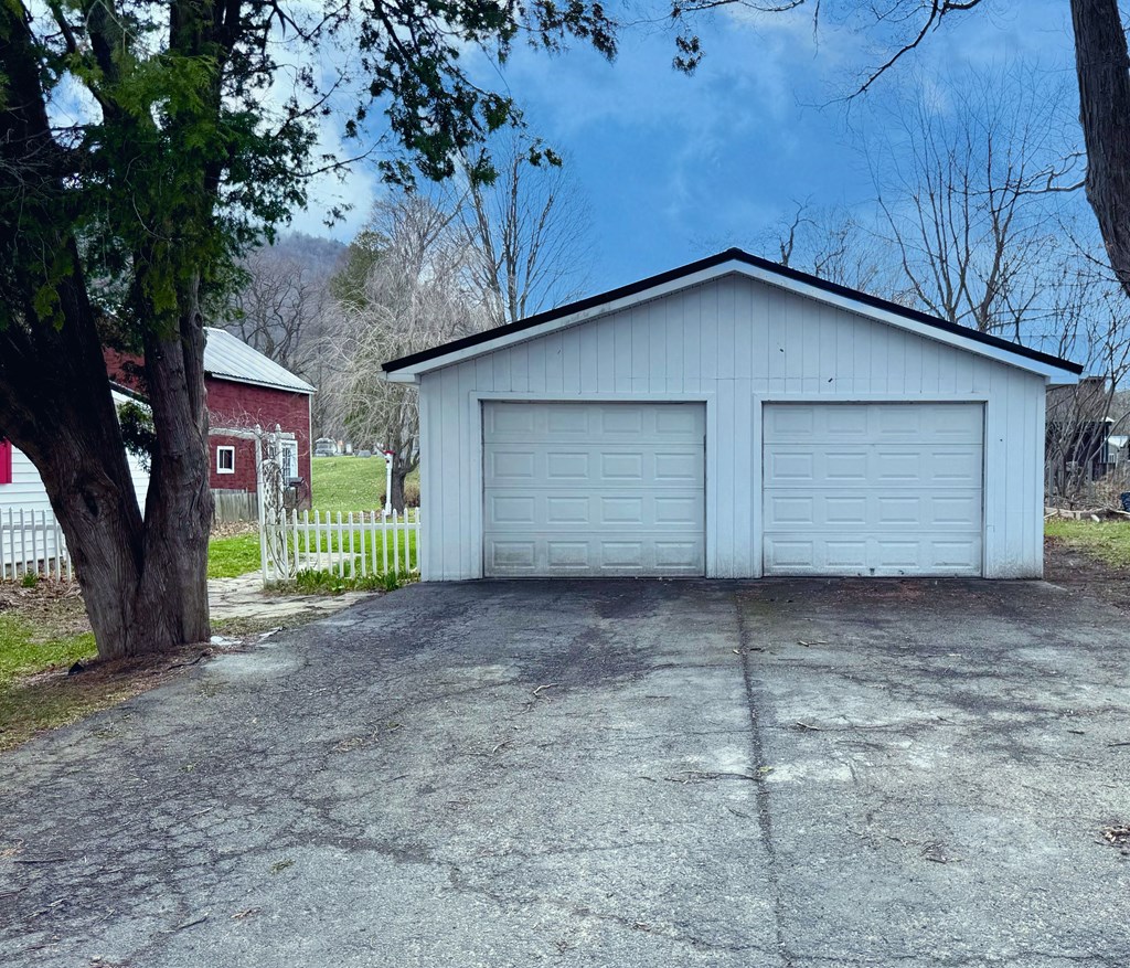 Westfield, Pennsylvania 16950, United States, 2 Bedrooms Bedrooms, ,1 BathroomBathrooms,Residential,Active,2302