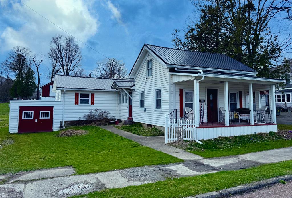 Westfield, Pennsylvania 16950, United States, 2 Bedrooms Bedrooms, ,1 BathroomBathrooms,Residential,Active,2302