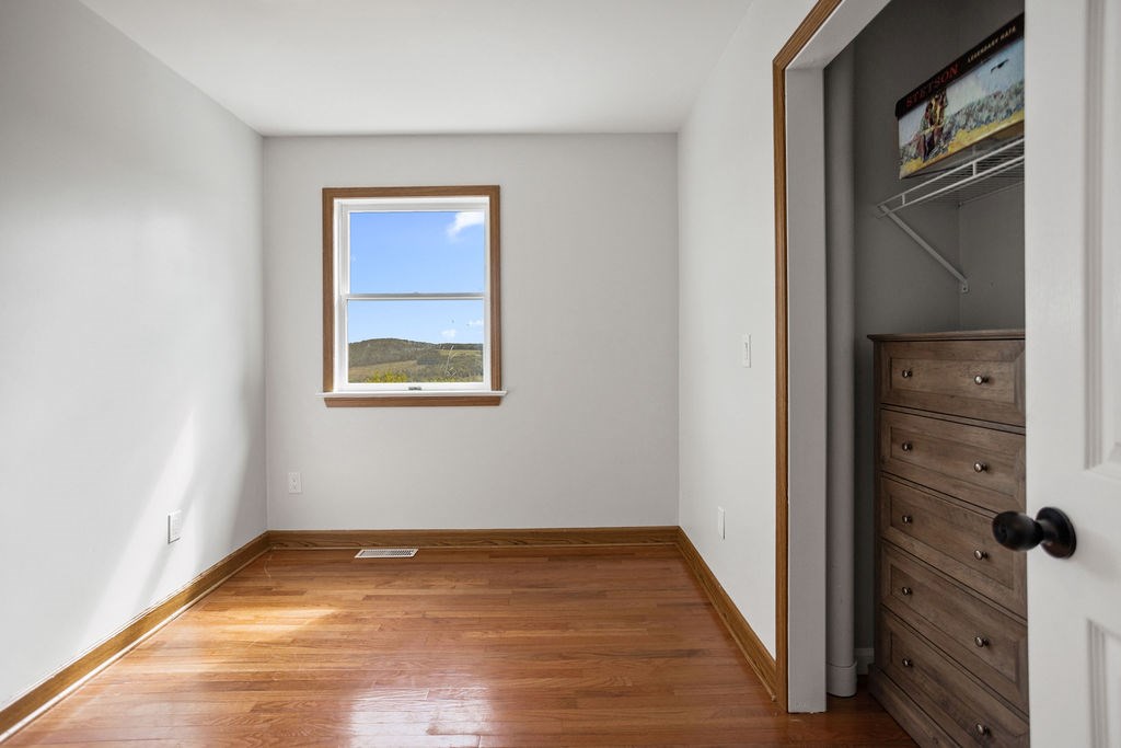 Tioga, Pennsylvania 16946, United States, 3 Bedrooms Bedrooms, ,2 BathroomsBathrooms,Residential,Active,201032