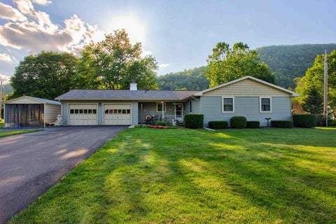 Photo for 195 Plaza Road