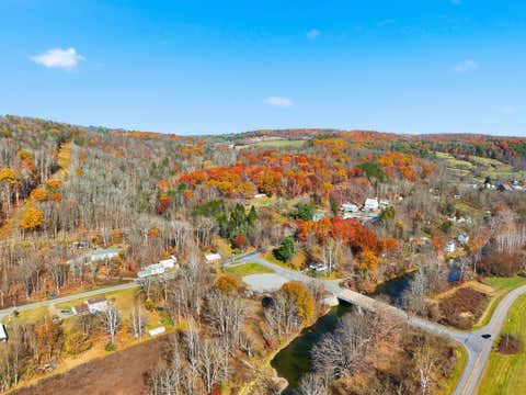 Photo for 6317 Leisure Lakes Rd