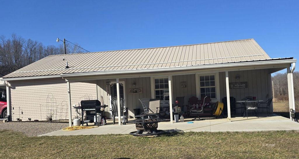 Photo of 446 Shaffer School Rd Rd, Oak Hill, OH 45656 (MLS # 2434553)