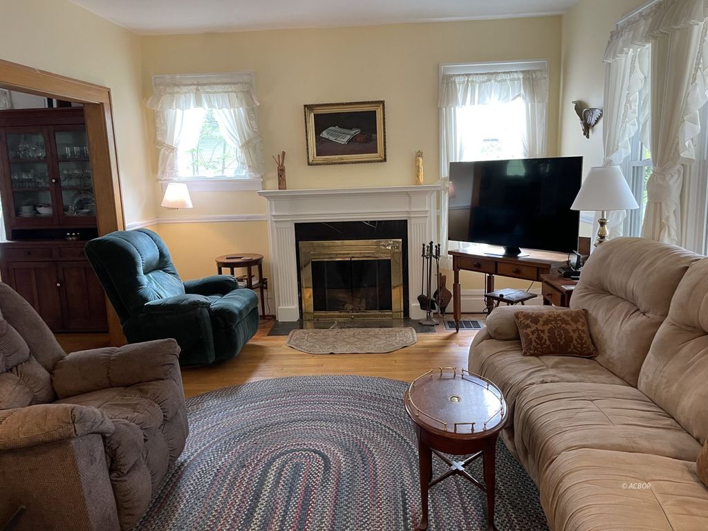 Photo of 76 Morris Ave, Athens, OH 45701 (MLS # 2434853)