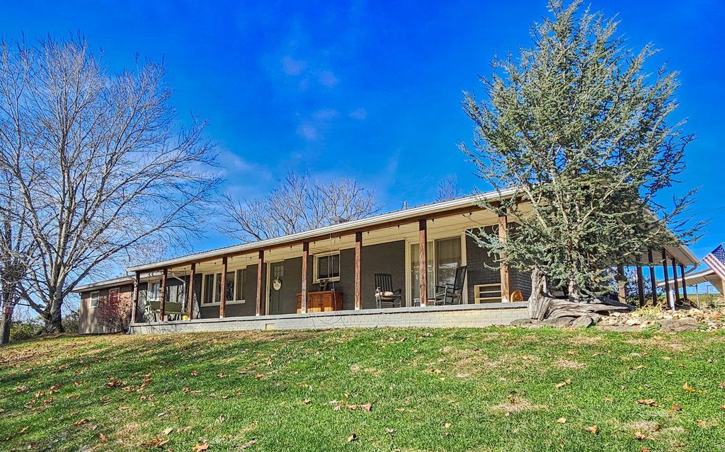 Photo of 370 Mercerville Rd. Rd, Crown City, OH 45623 (MLS # 2434239)