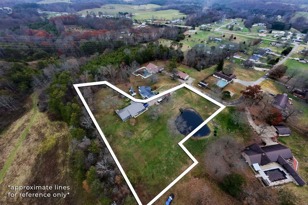 Photo of 243 Amby Ln. Ln, Vinton, OH 45686 (MLS # 2434956)