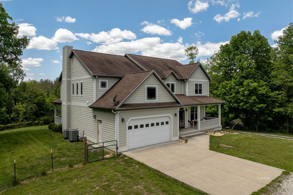 Photo of 46400 SR 160, Vinton, OH 45686 (MLS # 2434304)
