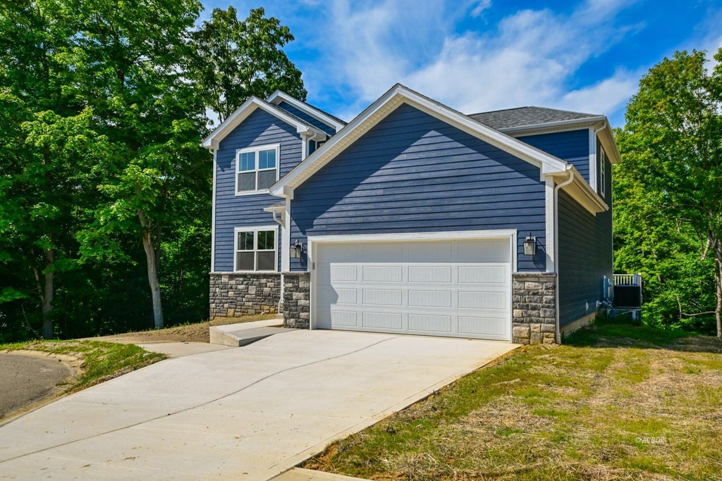 Photo of 23 Walnut Ct, Athens, OH 45701 (MLS # 2435452)