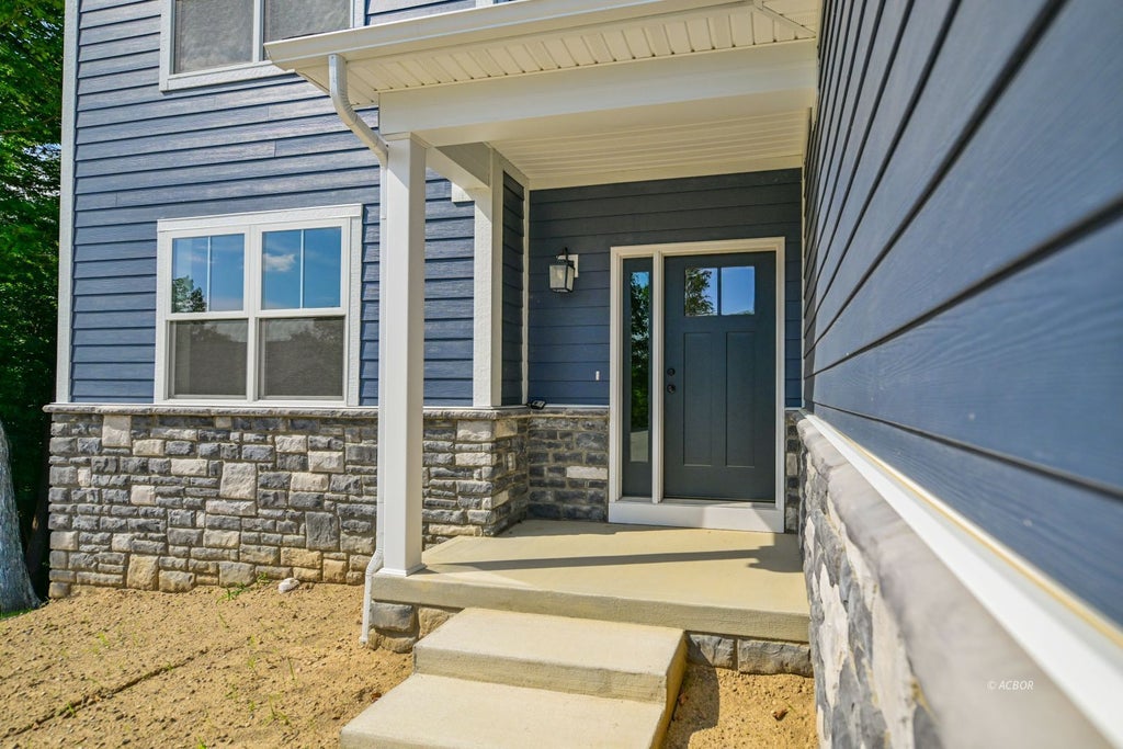 Photo of 23 Walnut Ct, Athens, OH 45701 (MLS # 2435452)
