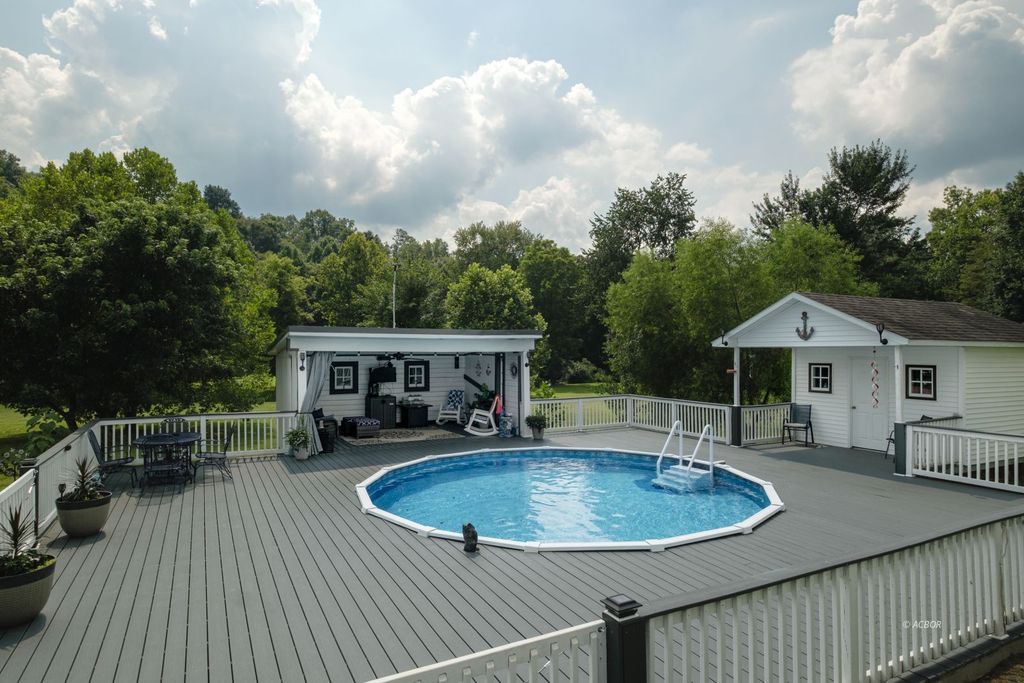 Photo of 4131 Buckeye Hills Rd, Thurman, OH 45685 (MLS # 2433783)