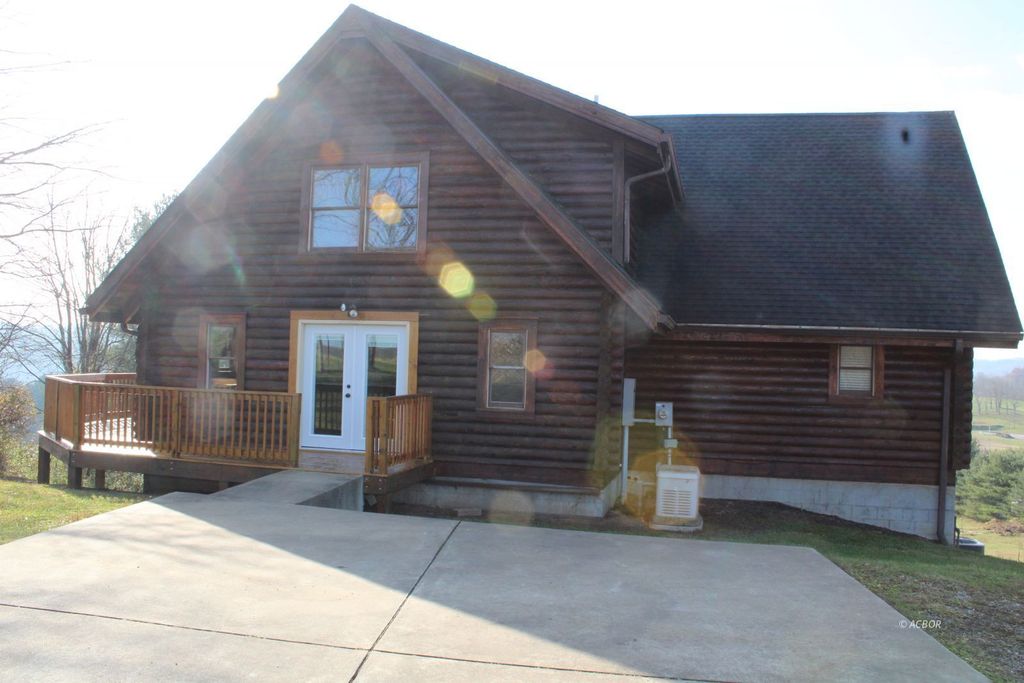 Photo of 170 Fred Smith Rd, New Matamoras, OH 45767 (MLS # 2434449)