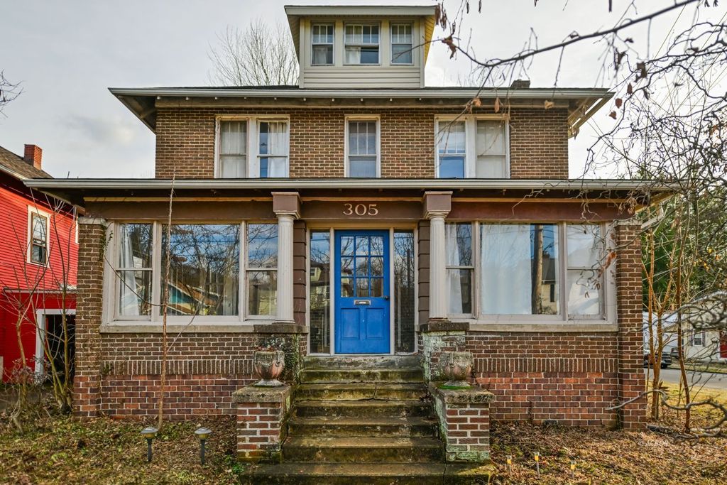 Photo of 305 E State St, Athens, OH 45701 (MLS # 2434558)