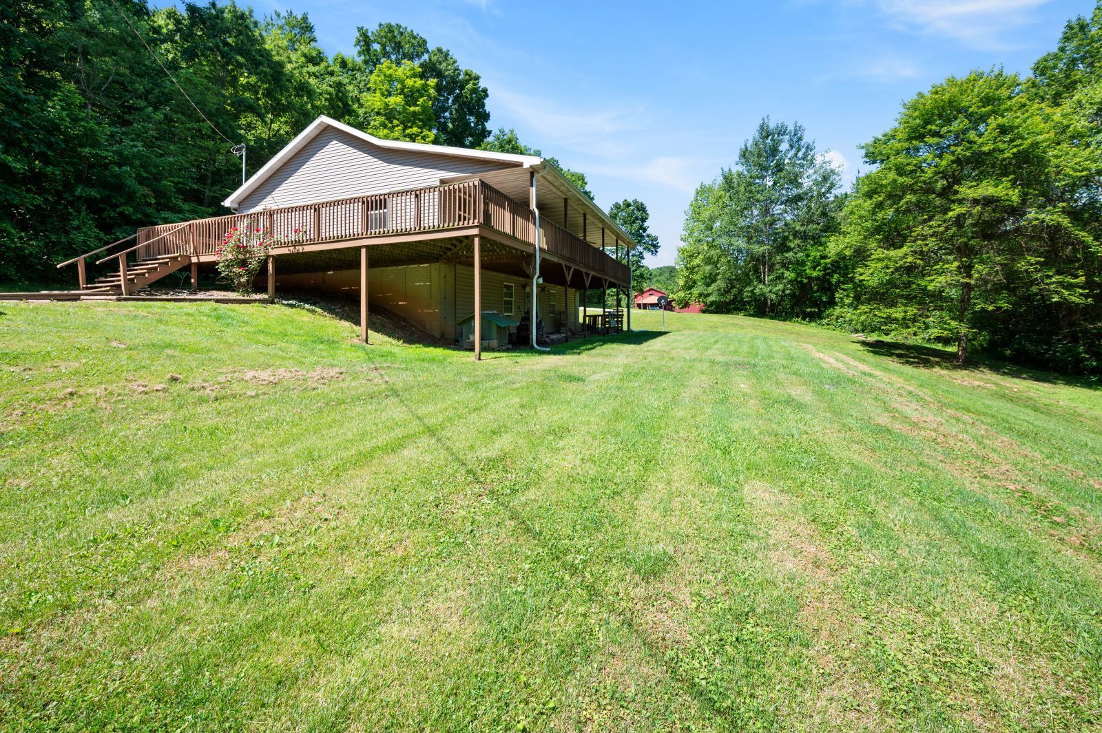 26601 HUCKLEBERRY RD