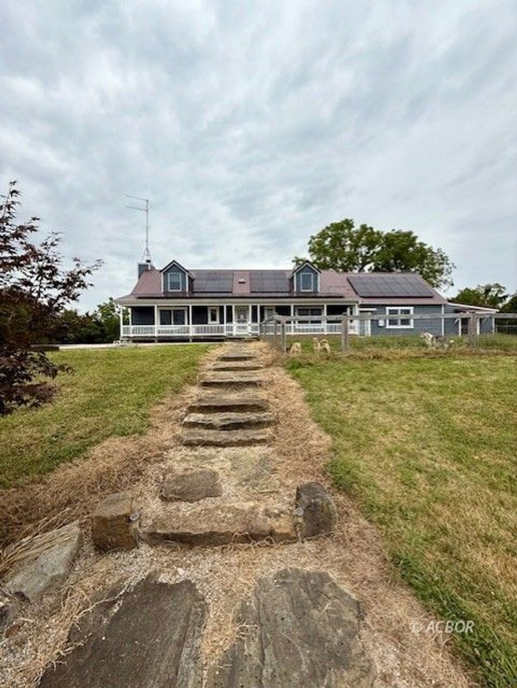 Photo of 16222 Hooper Ridge Rd Rd, Amesville, OH 45711 (MLS # 2433947)