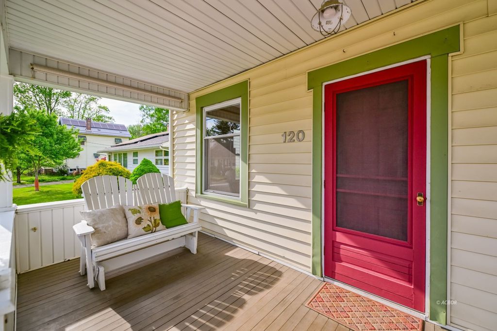 Photo of 120 Maplewood Dr, Athens, OH 45701 (MLS # 2434808)