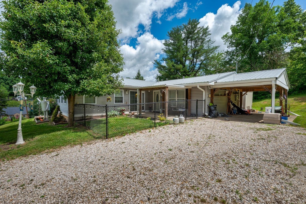 Photo of 350 Sanders Dr, Gallipolis, OH 45631 (MLS # 2435075)