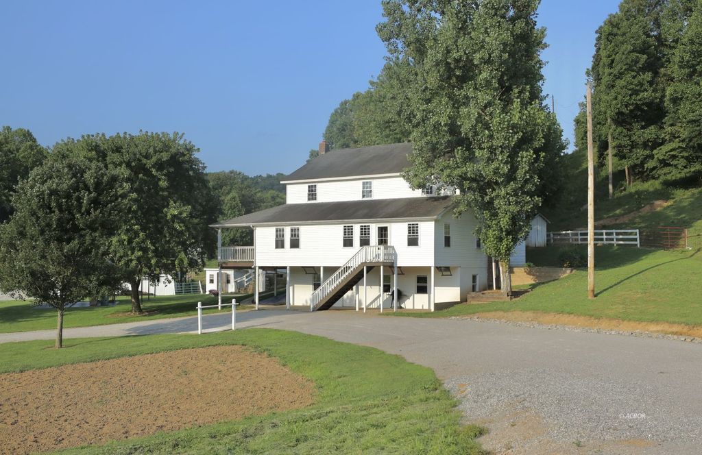 Photo of 2265 Patriot Rd, Patriot, OH 45658 (MLS # 2433777)