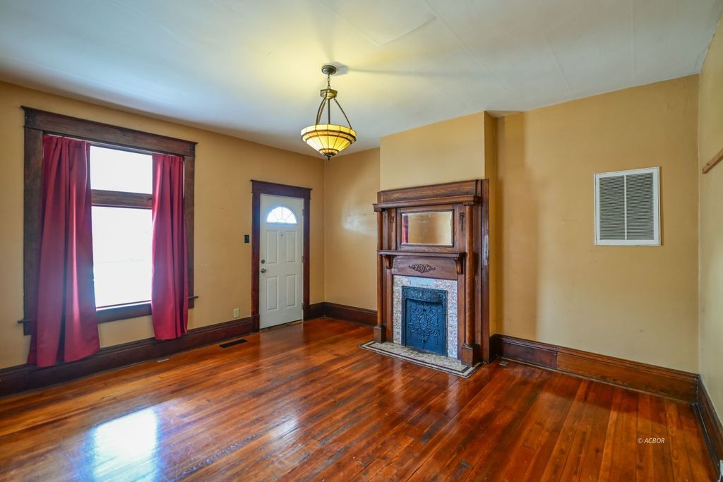 Photo of 874 Chestnut St, Nelsonville, OH 45764 (MLS # 2434017)