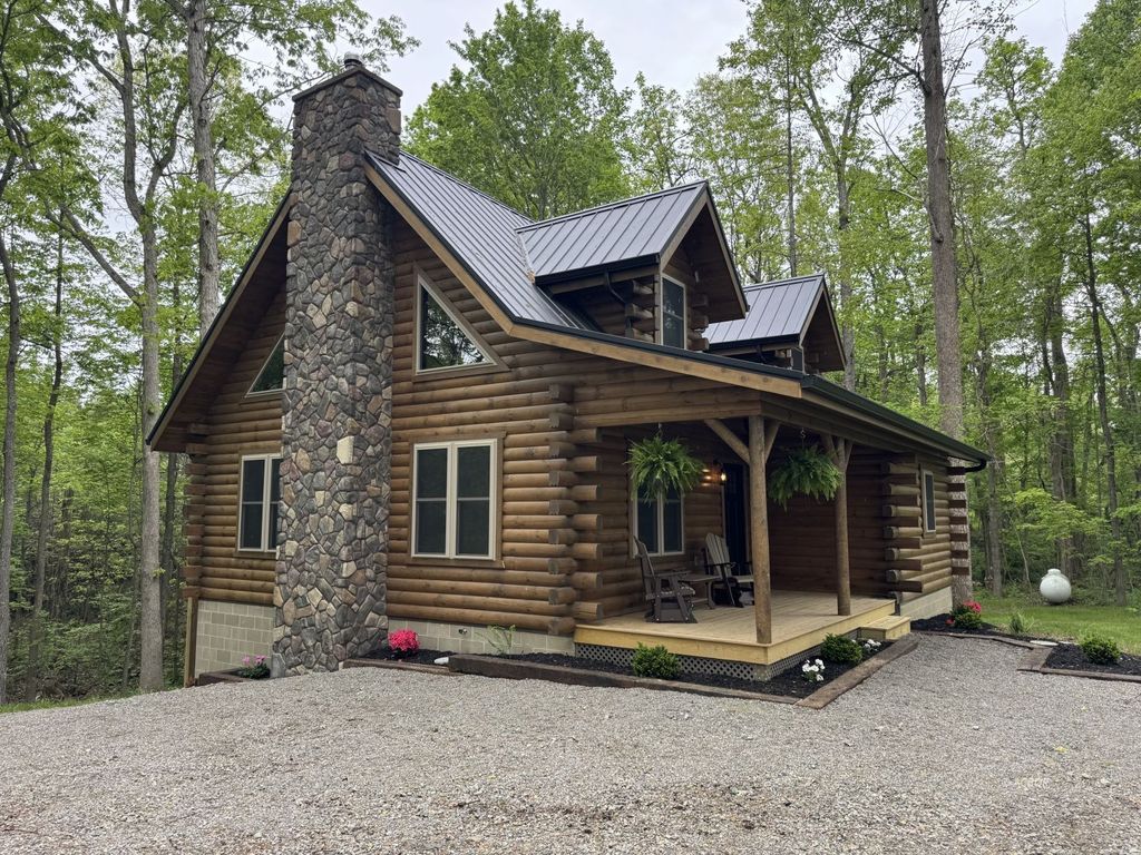 Photo of 281 Jolly Rd, Wellston, OH 45692 (MLS # 2434747)