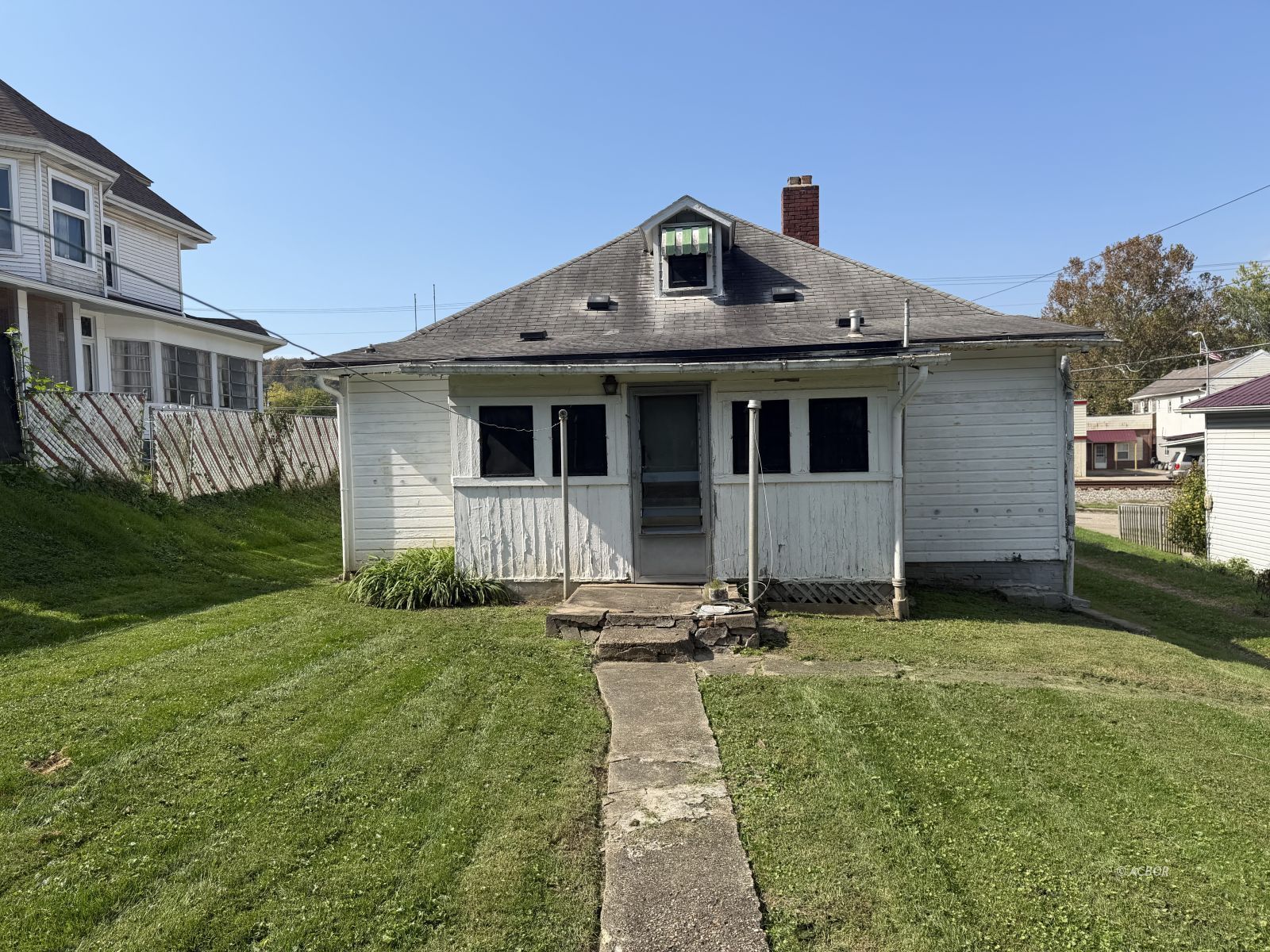 21 Summit St