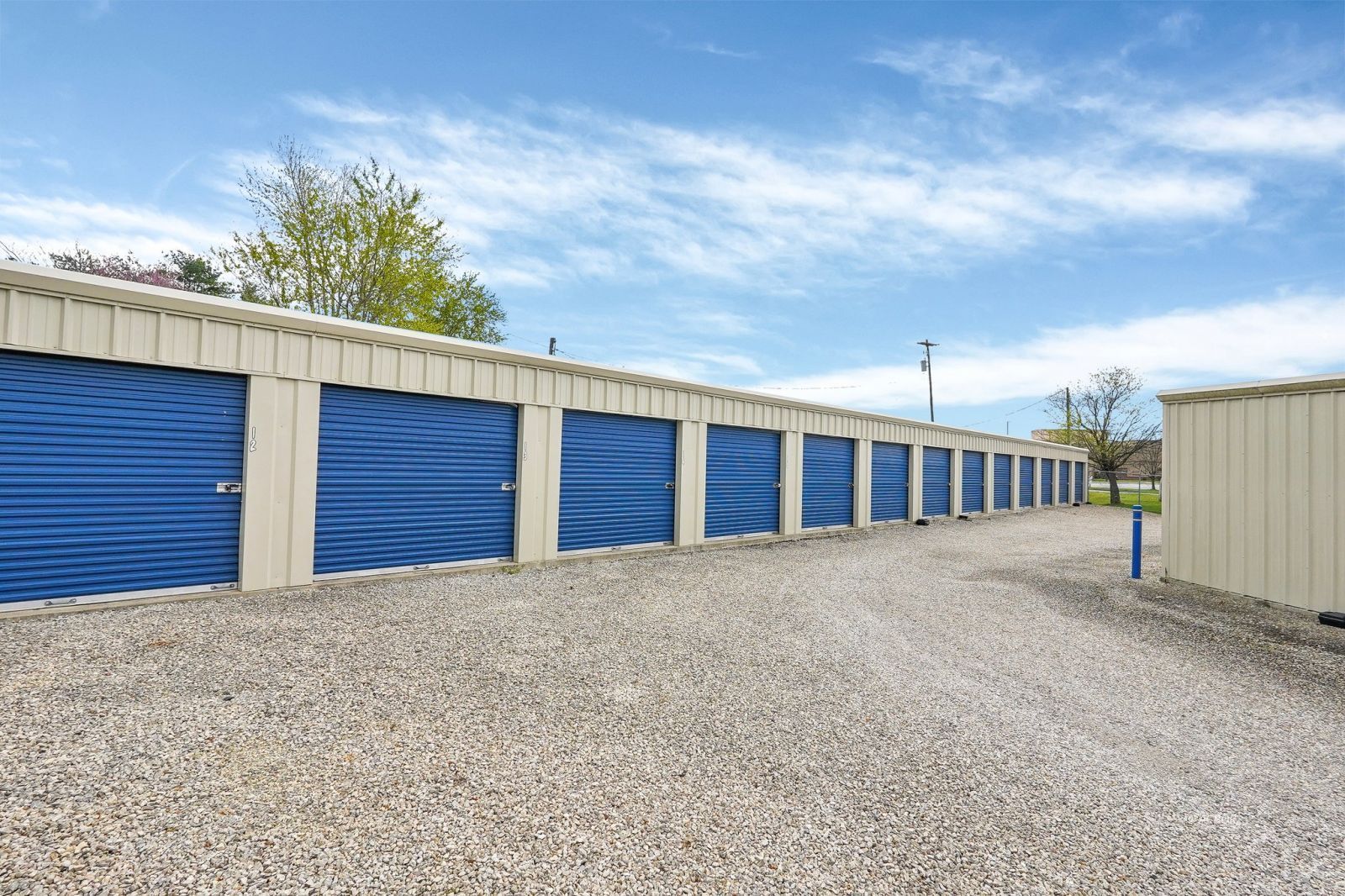 6100 Ayers - Storage Rd