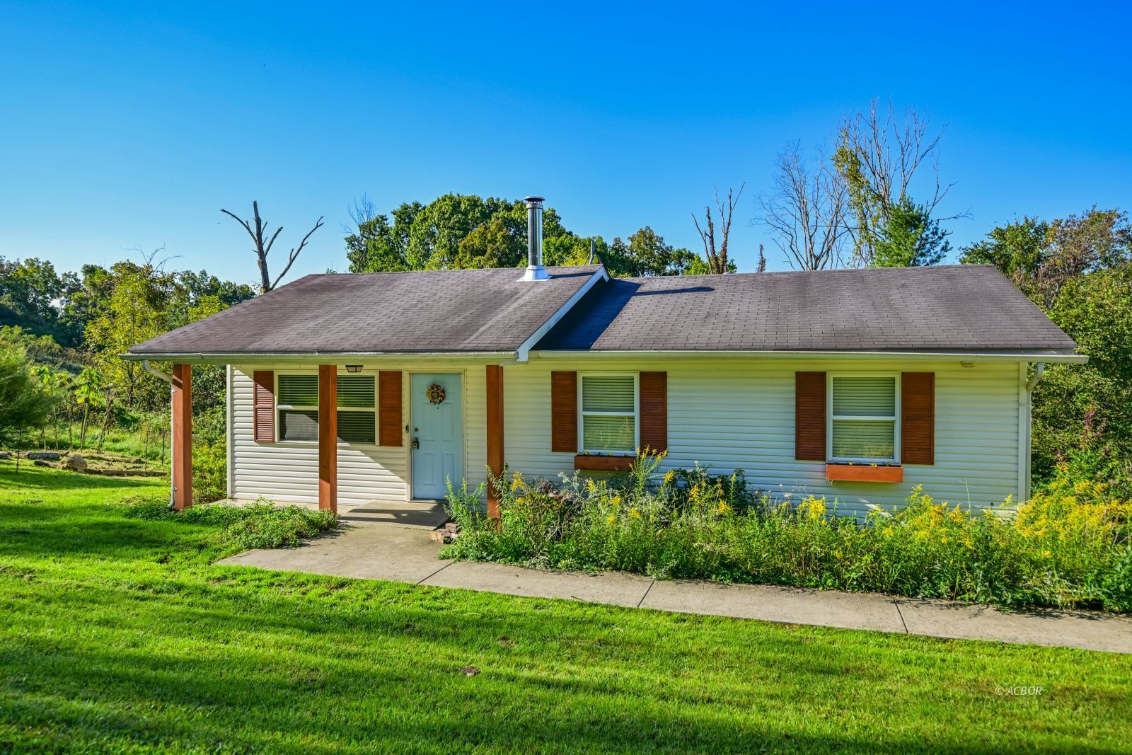 4005 Campbell Rd