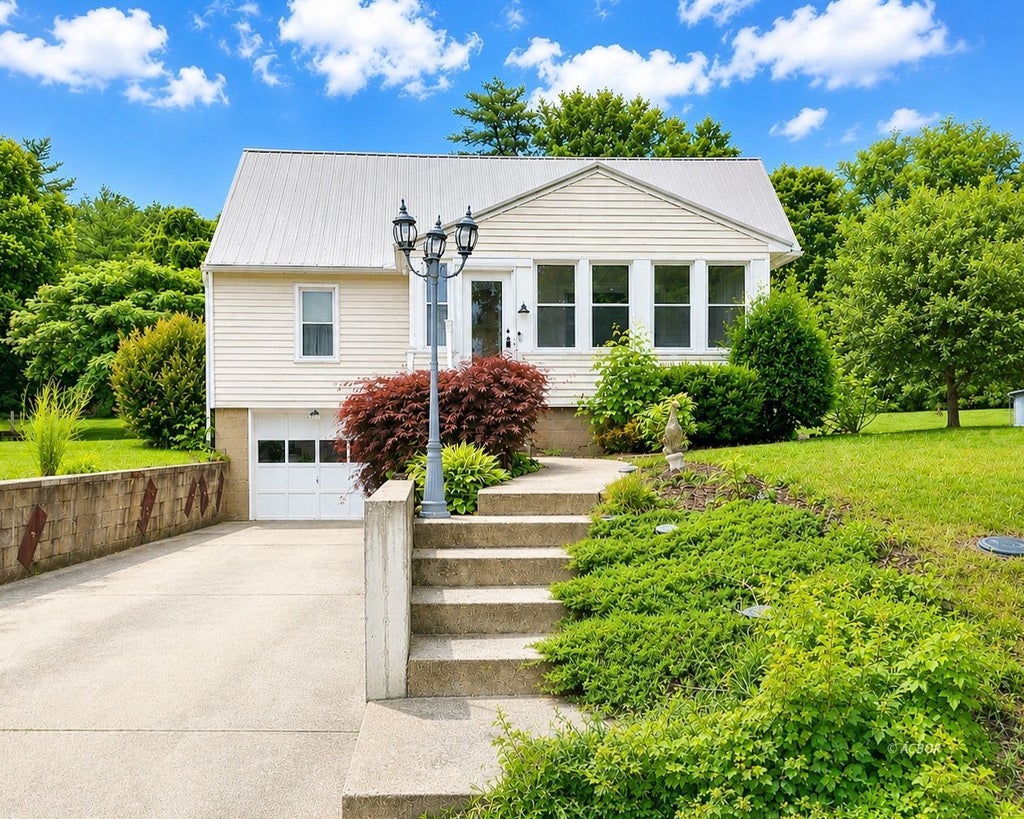 Photo of 164 Burnett Extension EXT, Gallipolis, OH 45631 (MLS # 2435216)