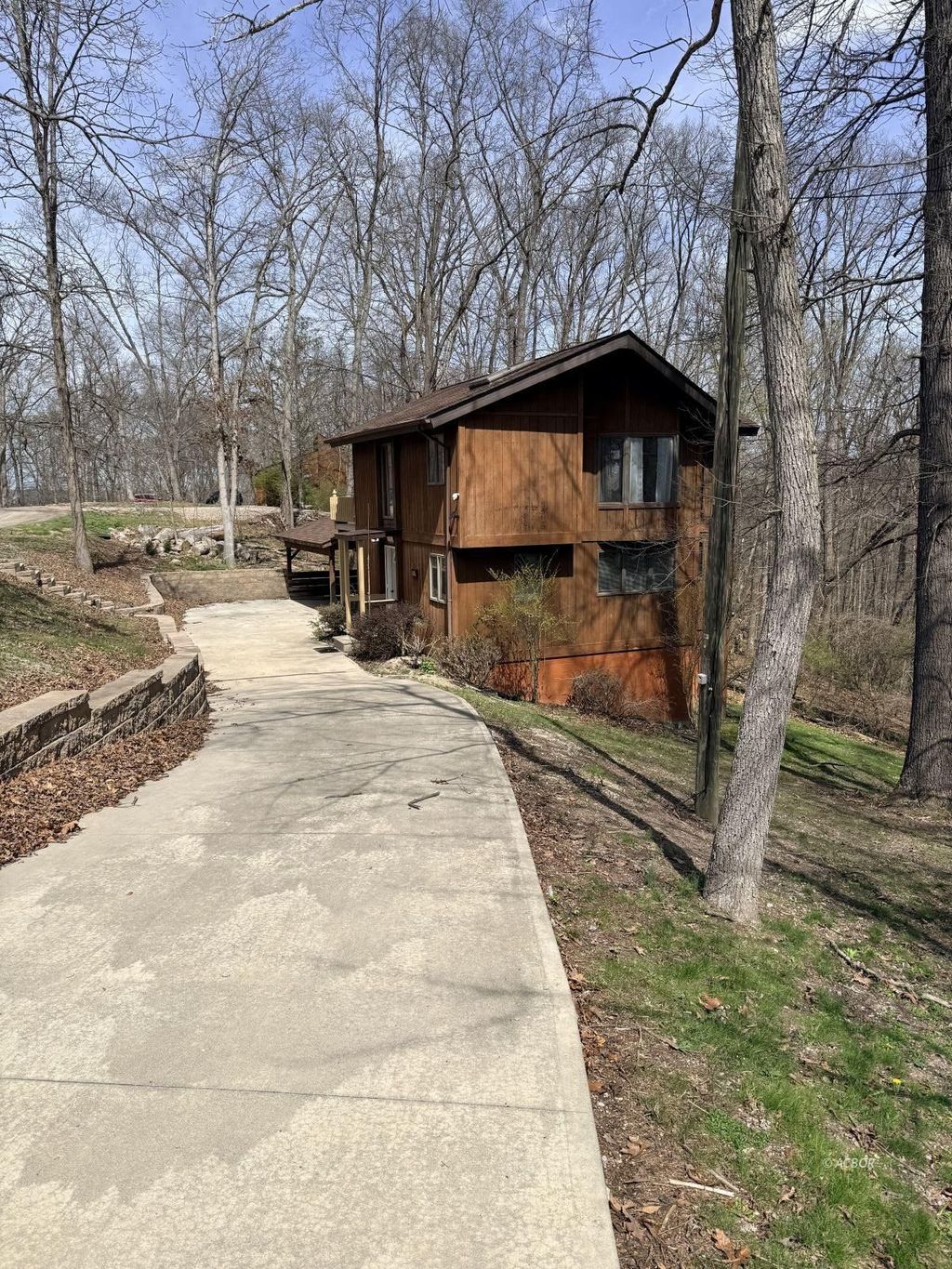 Photo of 188 Oak Ridge Rd Rd, Wellston, OH 45692 (MLS # 2434708)